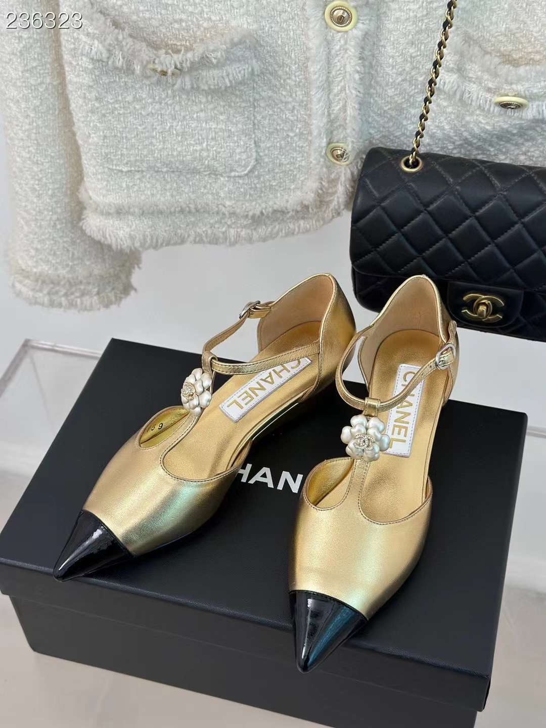 샤넬 23K 꽃장식 슬링백 35~39