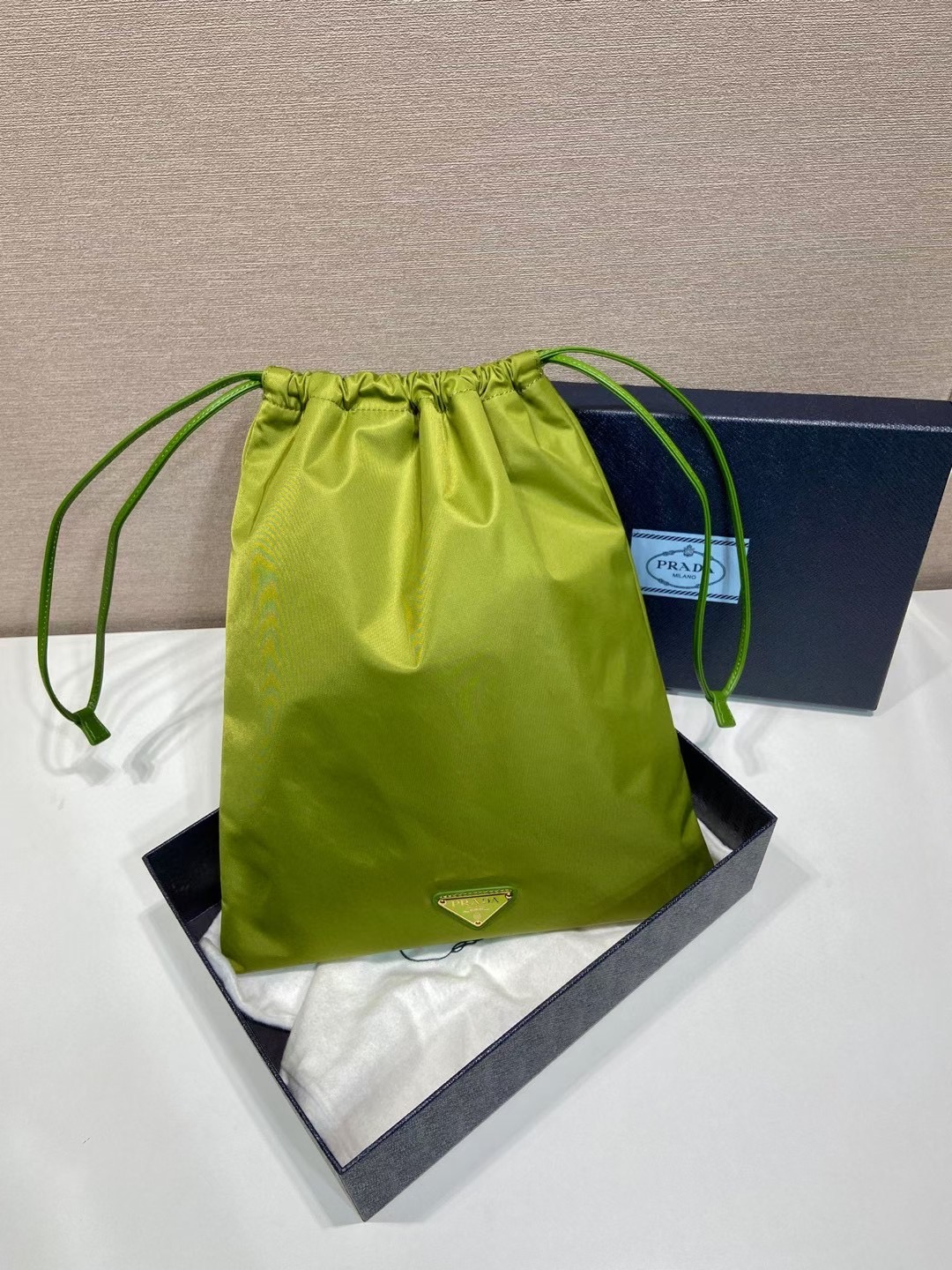 프라다 1NK001 리나일론 파우치 29x35cm