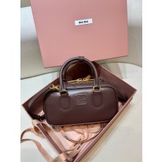 미우미우 5BB142 아르카디 토트백 22x10.5x7.5cm