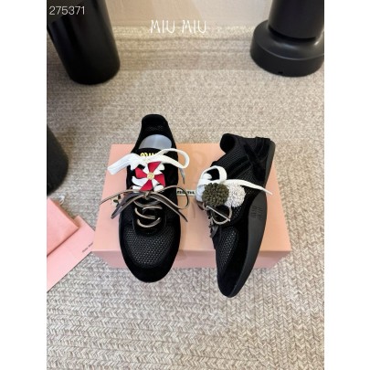 미우미우 김나지움 스니커즈 